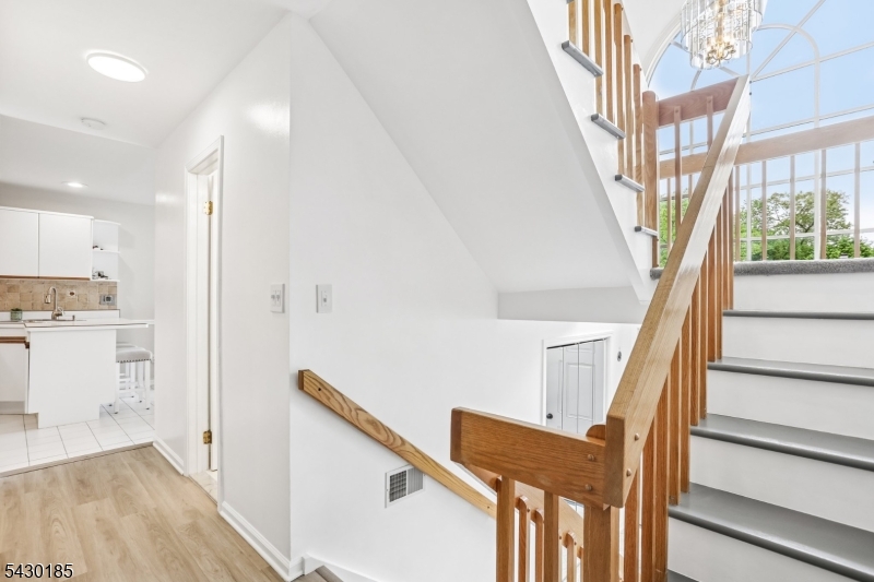 10 Fells Manor Rd
