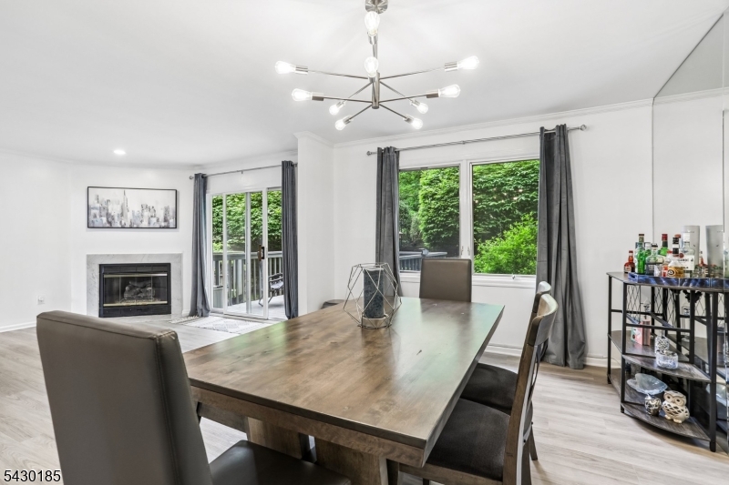10 Fells Manor Rd