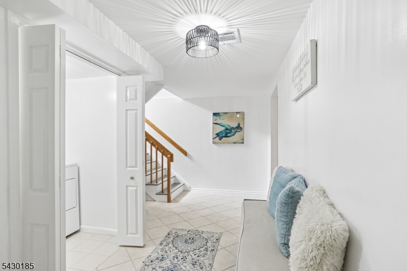 10 Fells Manor Rd