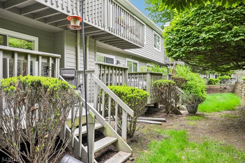 10 Fells Manor Rd