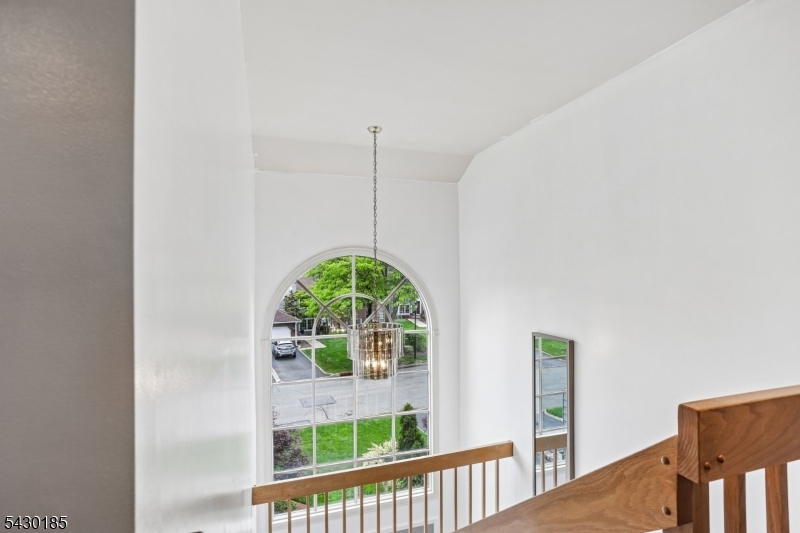 10 Fells Manor Rd