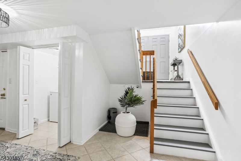 10 Fells Manor Rd