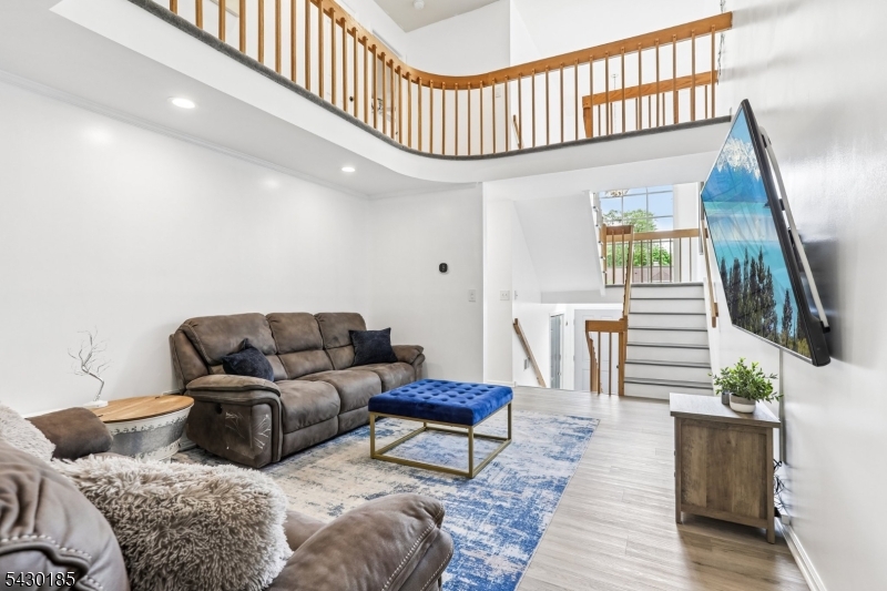 10 Fells Manor Rd