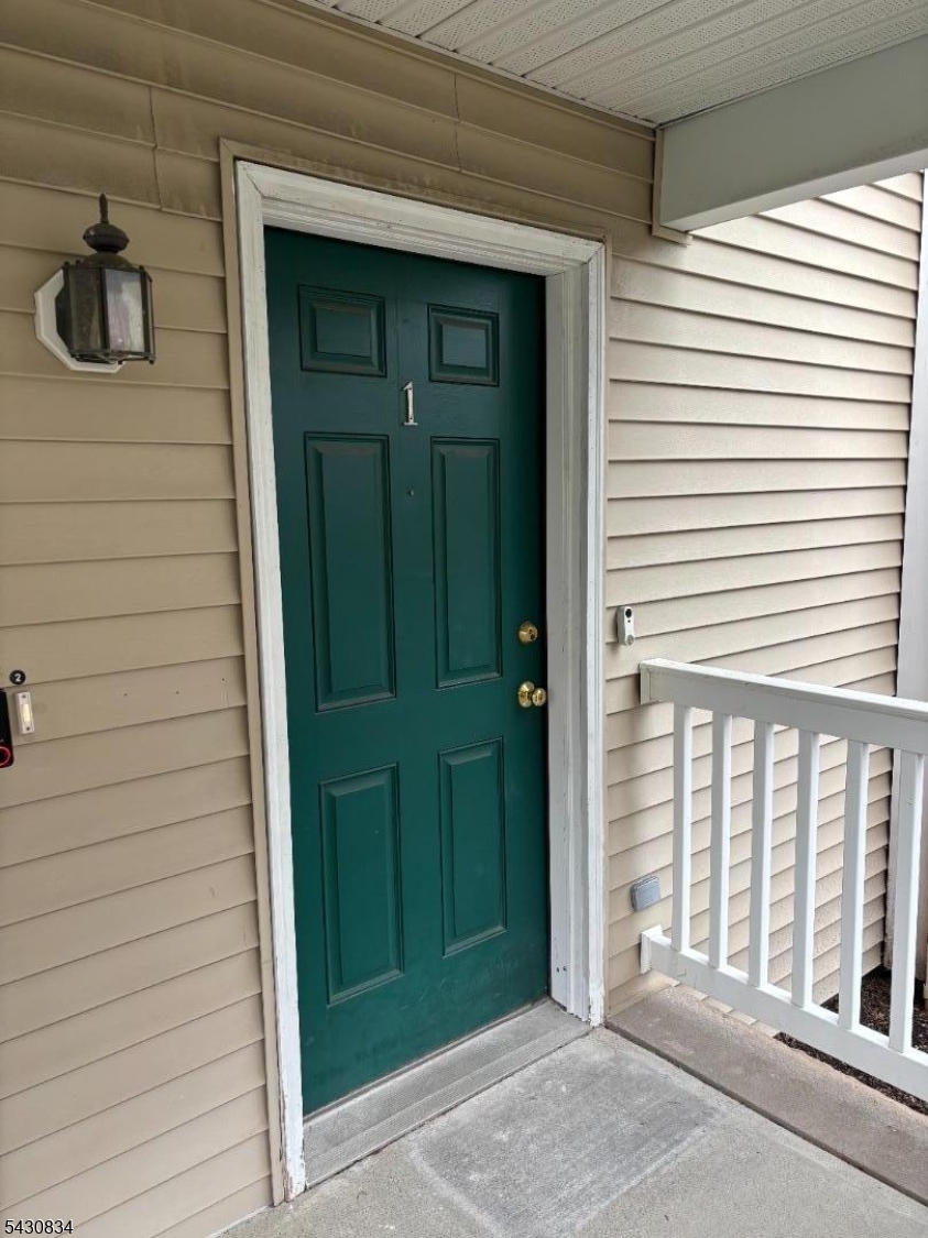 179 Roseland Ave 1