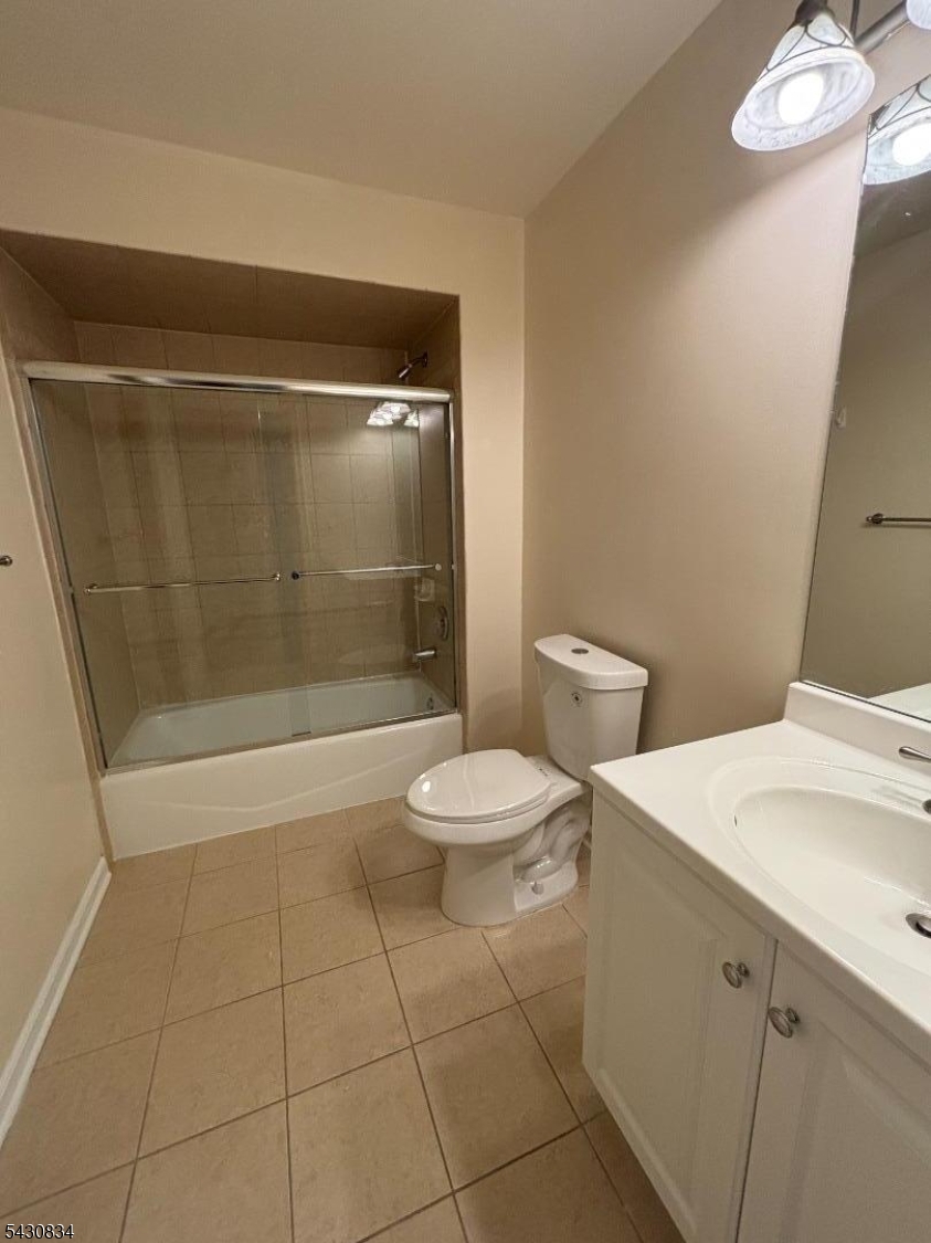 179 Roseland Ave 1
