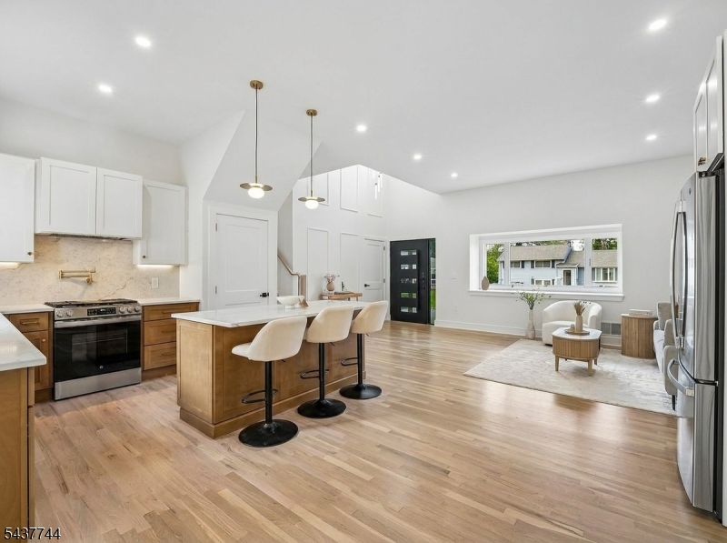 63 Westland Rd