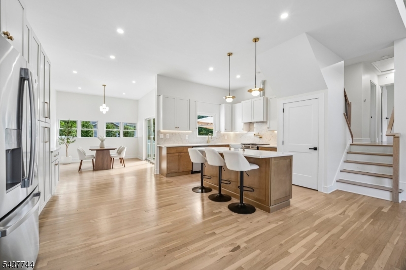 63 Westland Rd