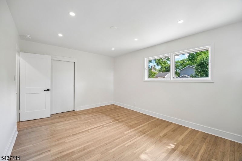 63 Westland Rd