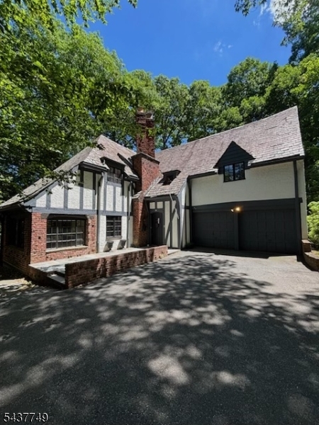 46 Stocker Rd