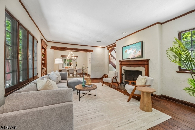 46 Stocker Rd