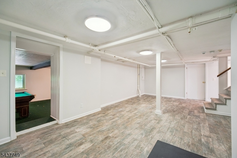 46 Stocker Rd