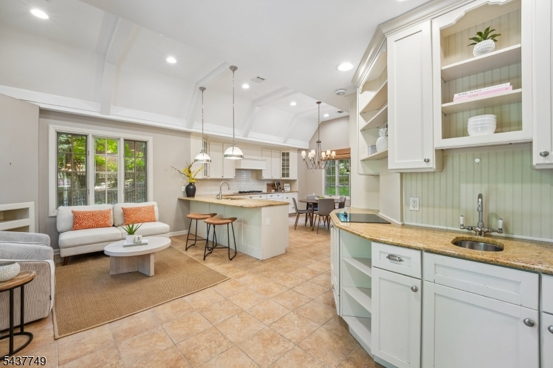 46 Stocker Rd