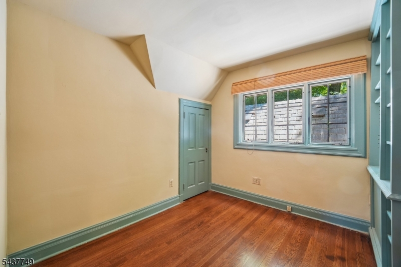 46 Stocker Rd