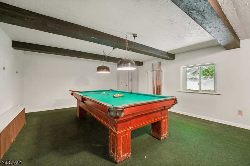 46 Stocker Rd