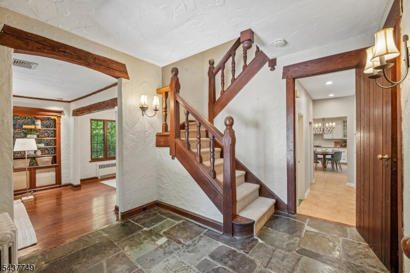 46 Stocker Rd