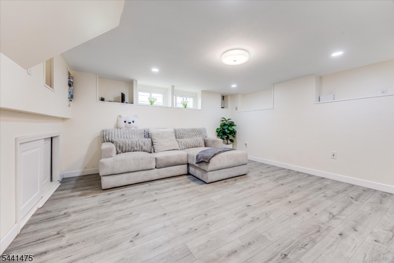 20 Haller Rd