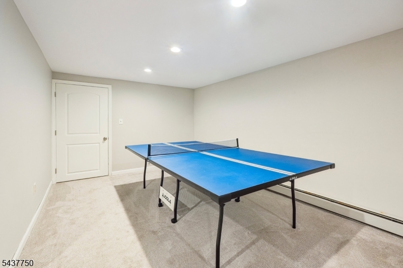 1 York Pl