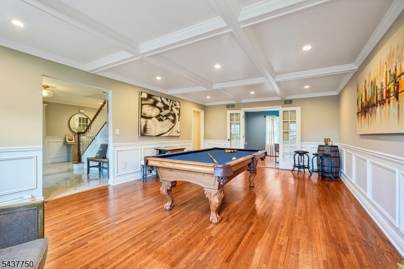1 York Pl
