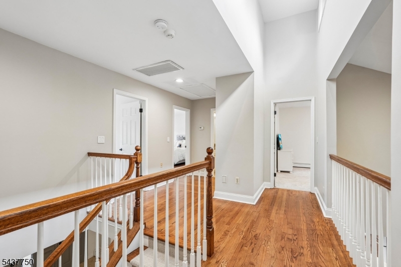 1 York Pl