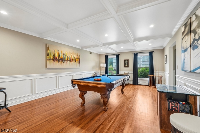 1 York Pl