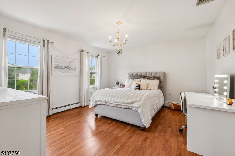 1 York Pl