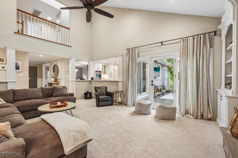 1 York Pl