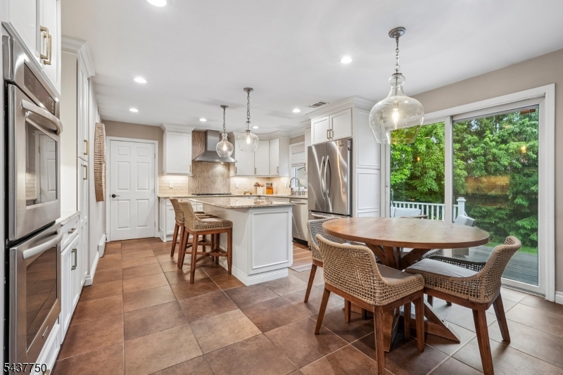 1 York Pl