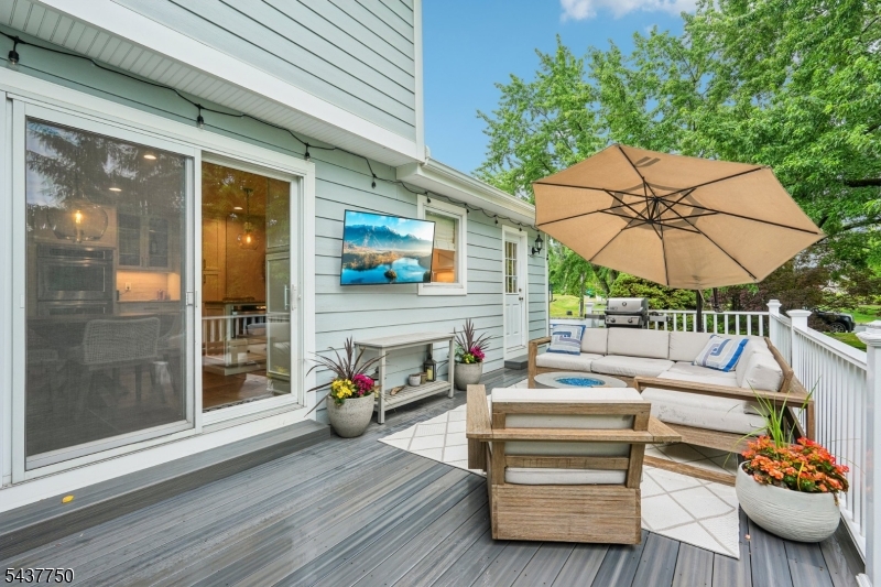 1 York Pl