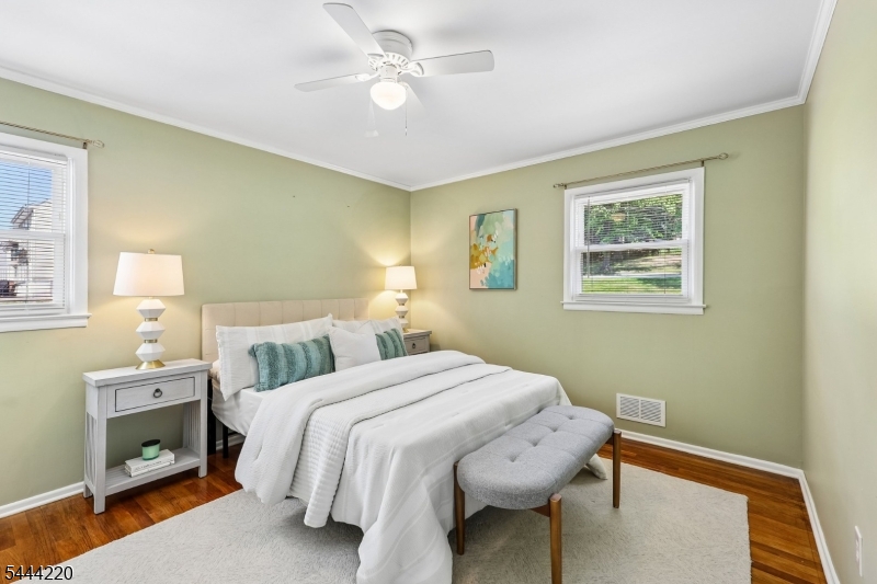 54 Mountainview Dr