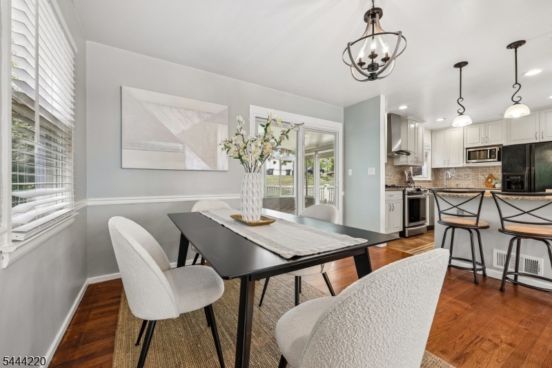 54 Mountainview Dr