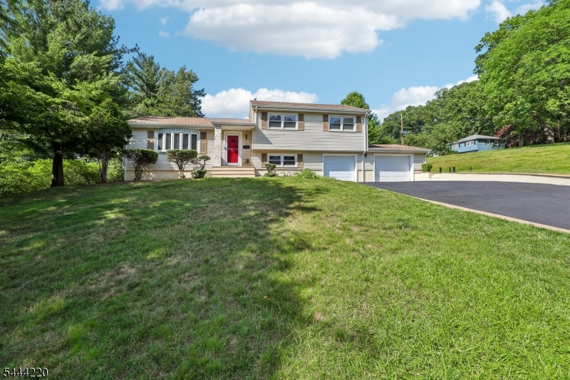 54 Mountainview Dr