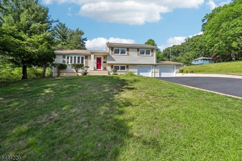 54 Mountainview Dr