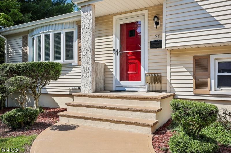 54 Mountainview Dr