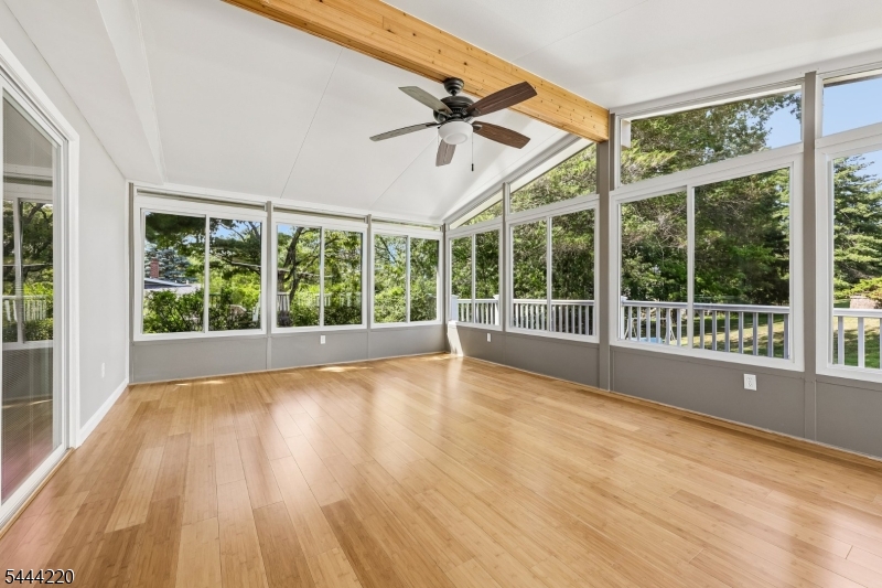 54 Mountainview Dr