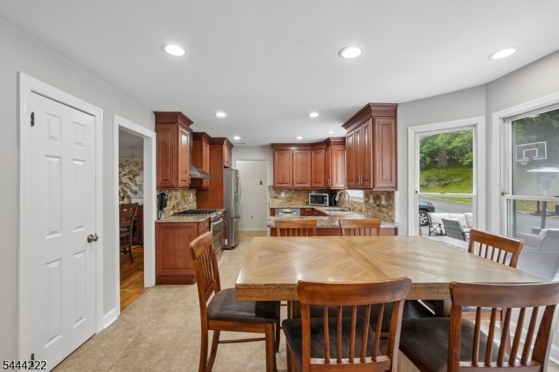 45 Fells Rd