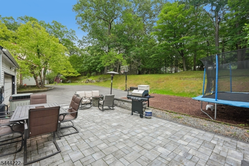 45 Fells Rd