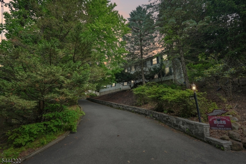 45 Fells Rd