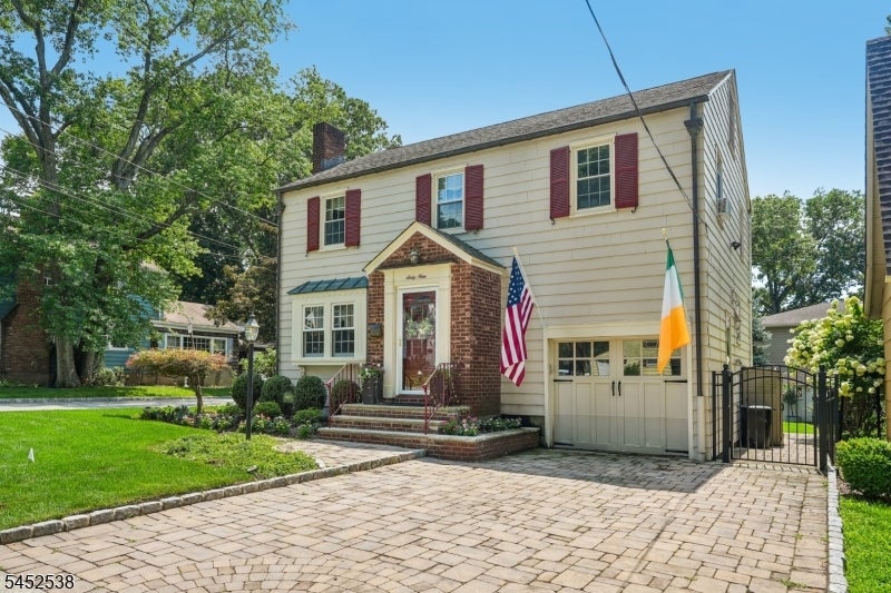 69 Newman Ave