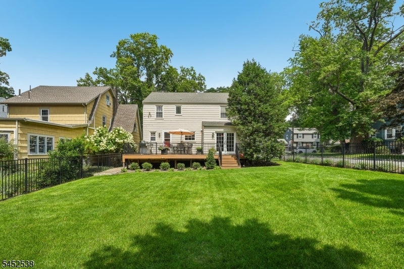 69 Newman Ave
