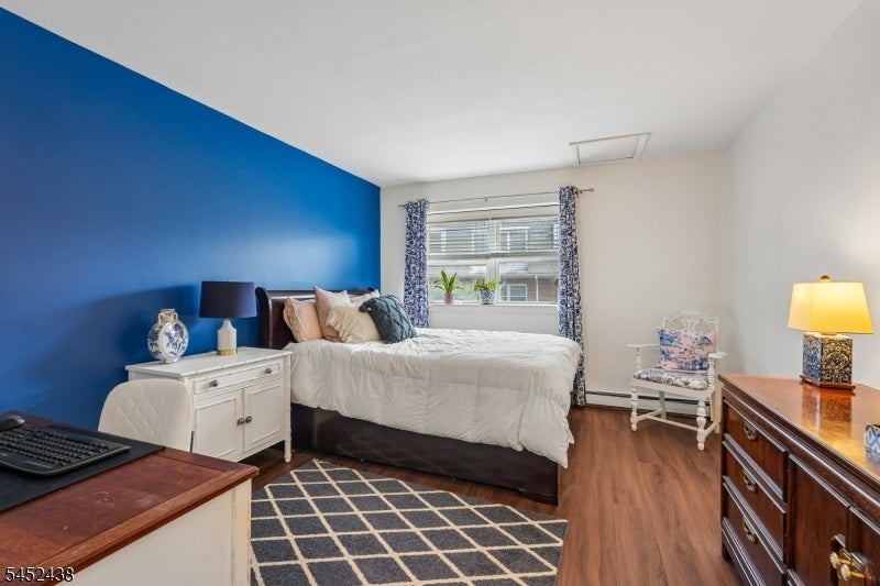 25 River Rd 3 B