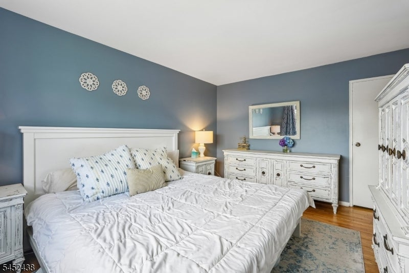25 River Rd 3 B