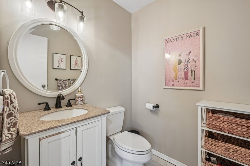 25 River Rd 3 B