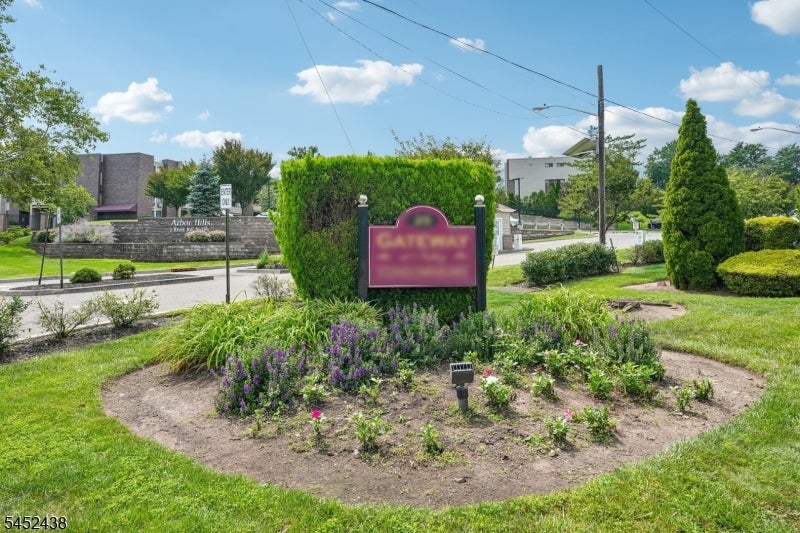 25 River Rd 3 B
