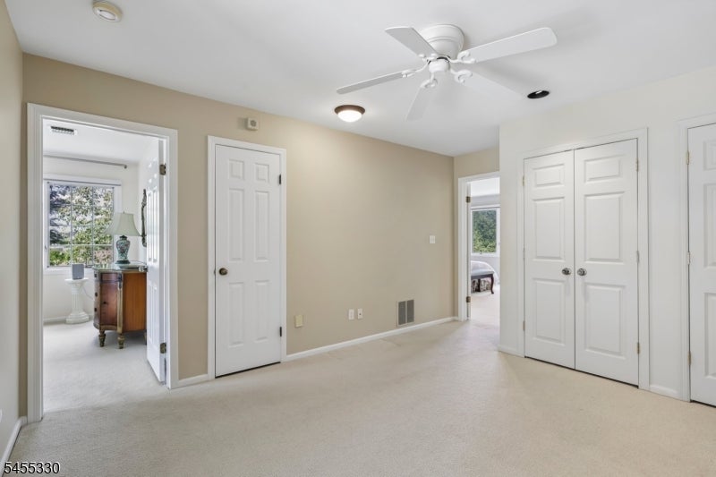 7 Dorset Cir