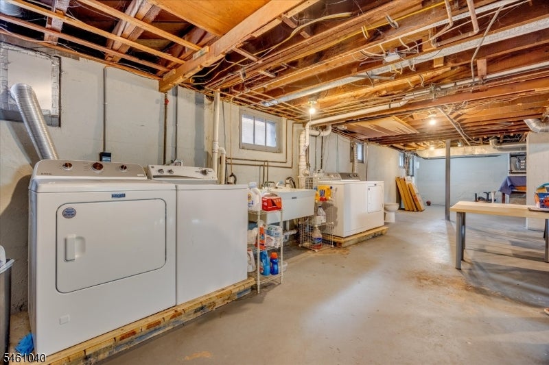 44 Walnut Cres
