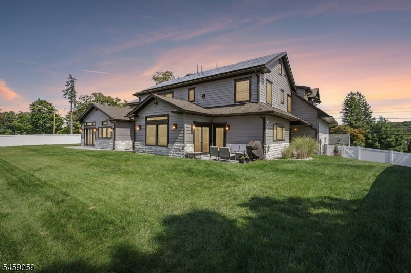 231 Mountain Ave