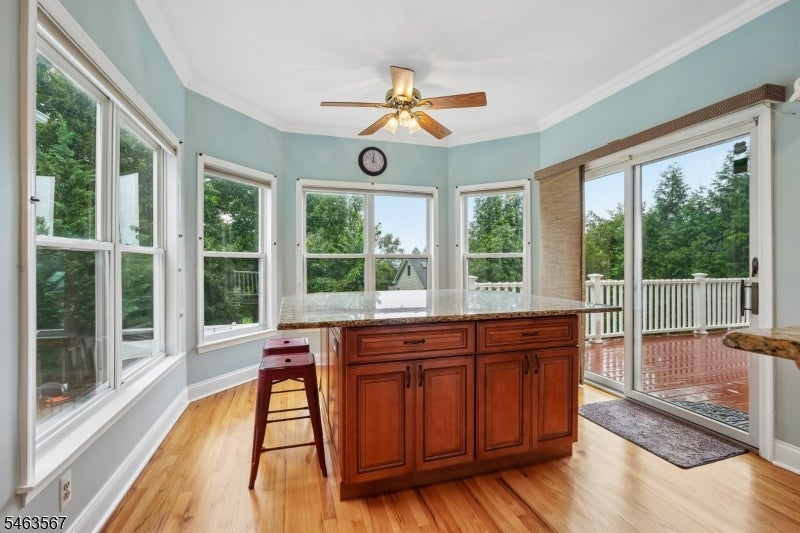 9 Inwood Ter