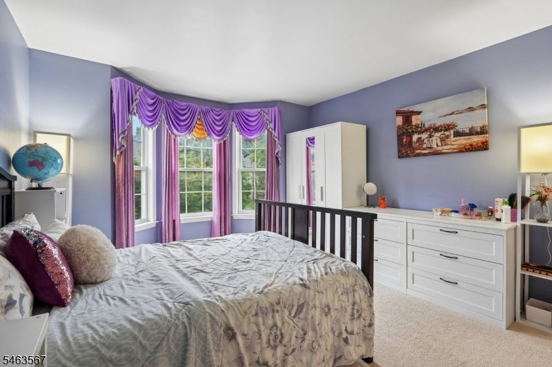 9 Inwood Ter