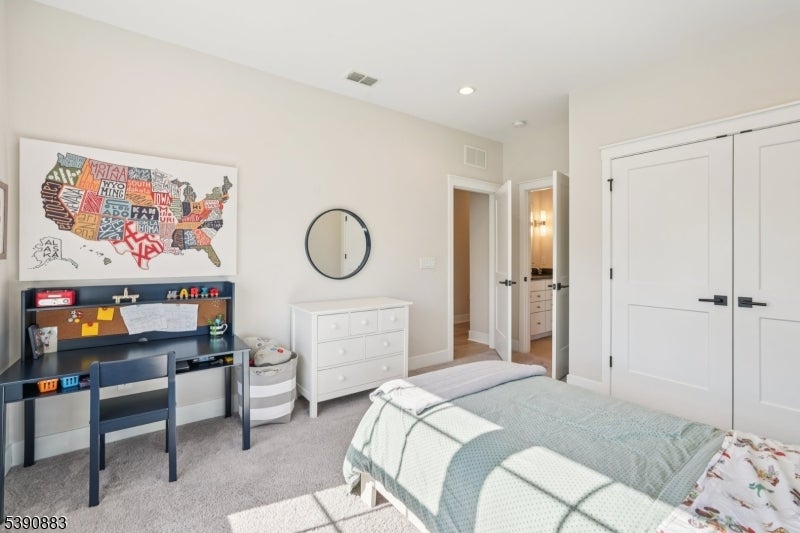 30 Juniper Ct