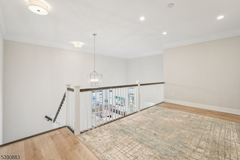 30 Juniper Ct